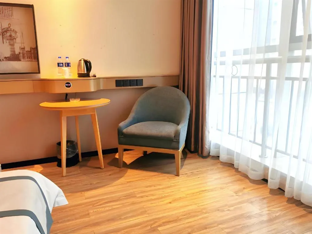 Bed in City Comfort Inn Xiaogan Xiaochang Bus Passenger Station