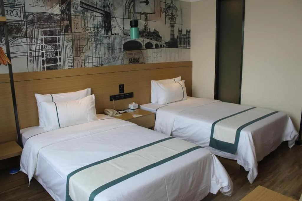 Bed in City Comfort Inn Xiaogan Xiaochang Bus Passenger Station