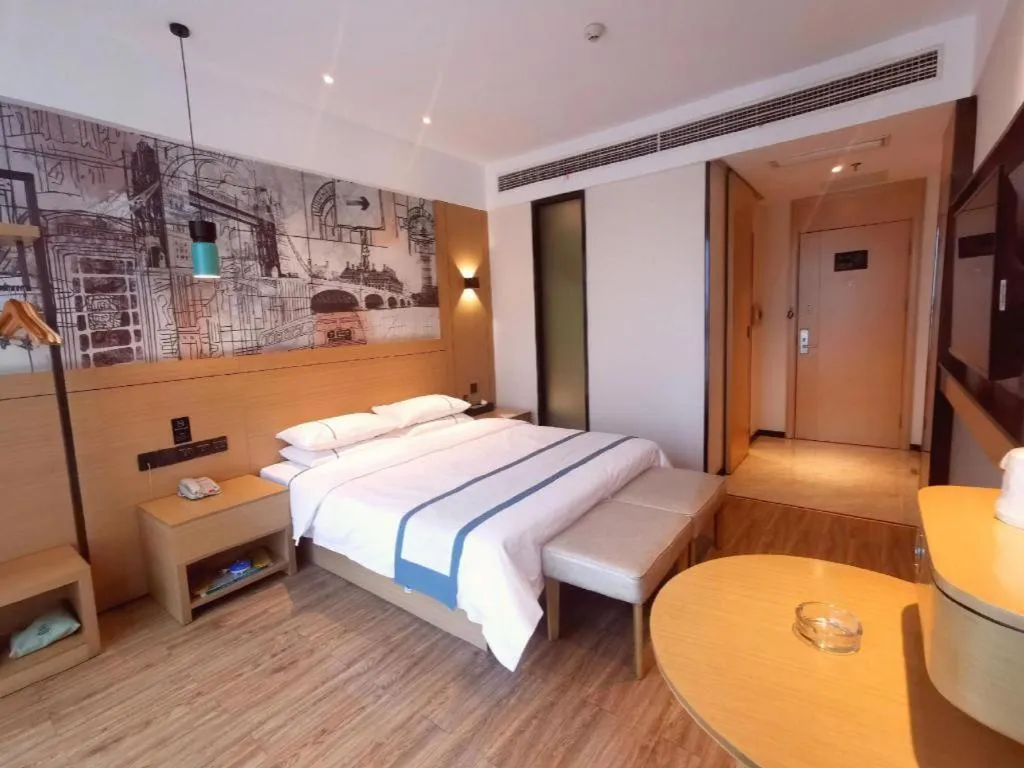 Bed in City Comfort Inn Xiaogan Xiaochang Bus Passenger Station