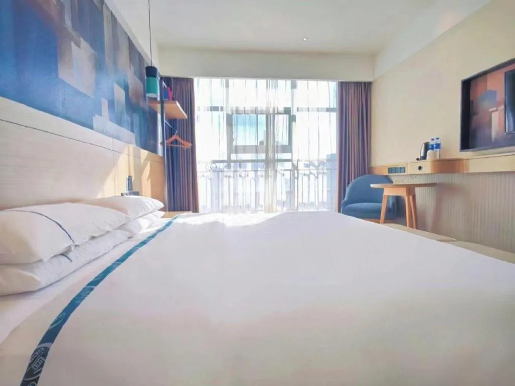 Bed in City Comfort Inn Xiaogan Xiaochang Bus Passenger Station