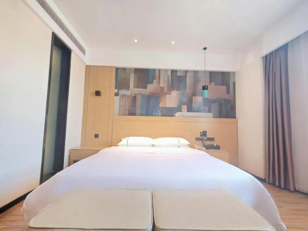 Bed in City Comfort Inn Xiaogan Xiaochang Bus Passenger Station