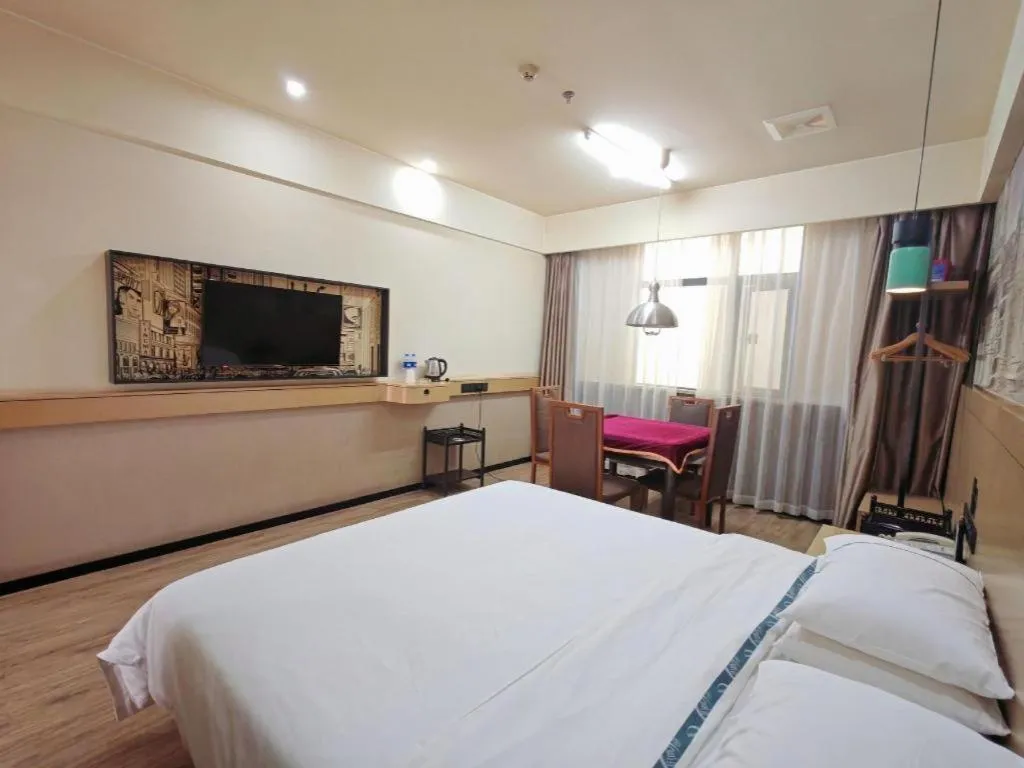 Bed in City Comfort Inn Xiaogan Xiaochang Bus Passenger Station