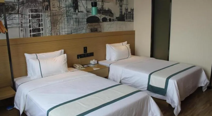 Bed in City Comfort Inn Xiaogan Xiaochang Bus Passenger Station