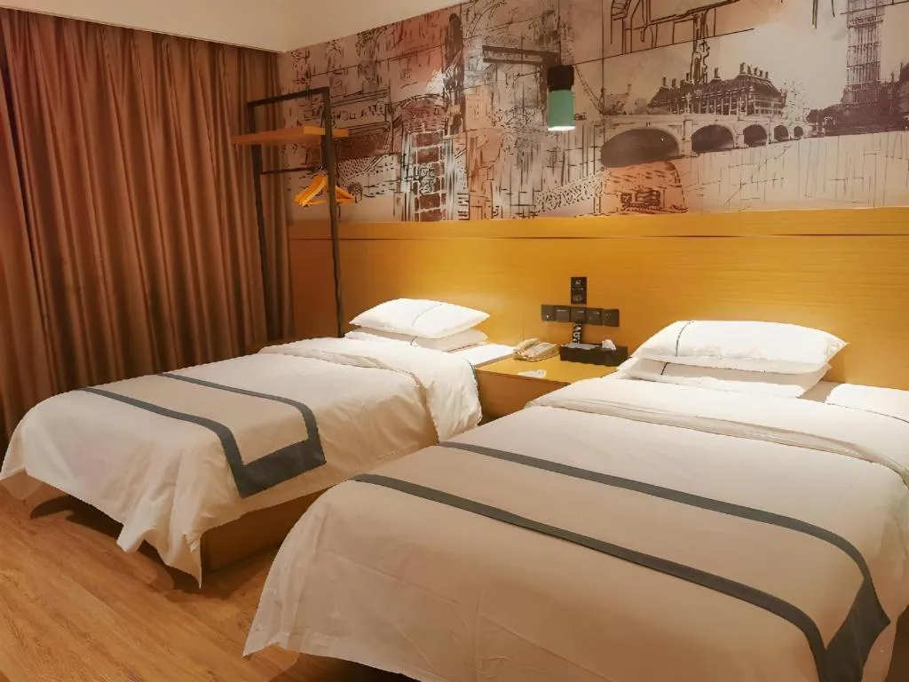 Bed in City Comfort Inn Xiaogan Xiaochang Bus Passenger Station