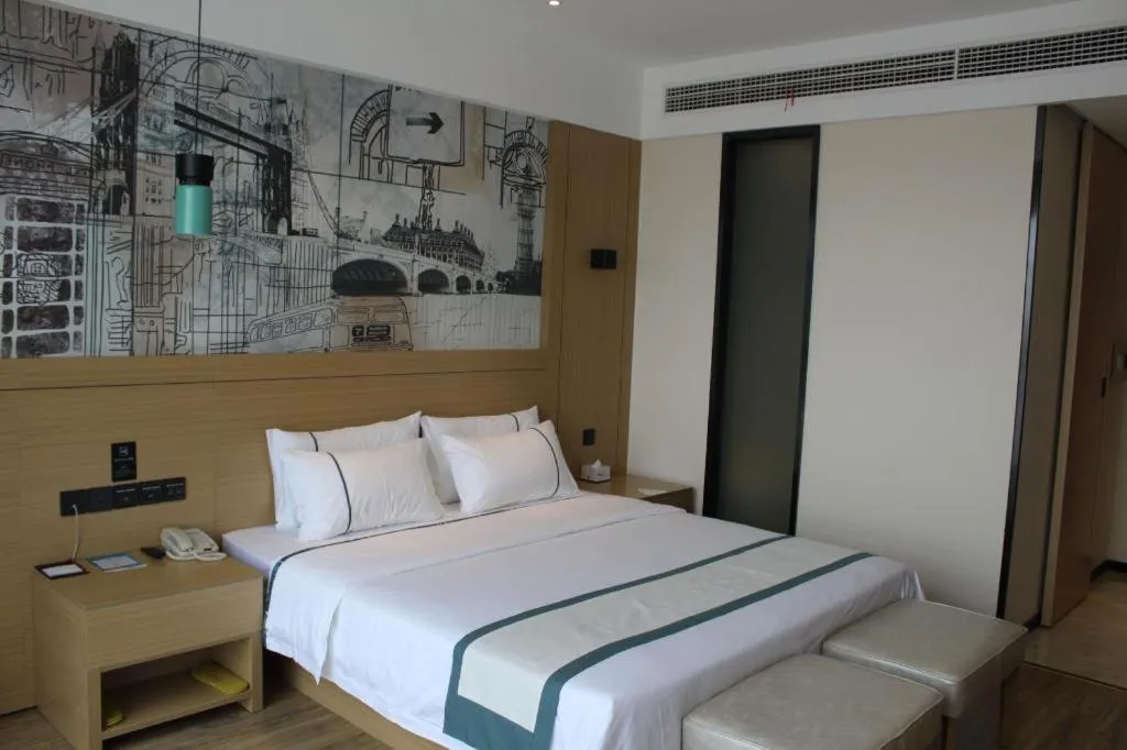 Bed in City Comfort Inn Xiaogan Xiaochang Bus Passenger Station