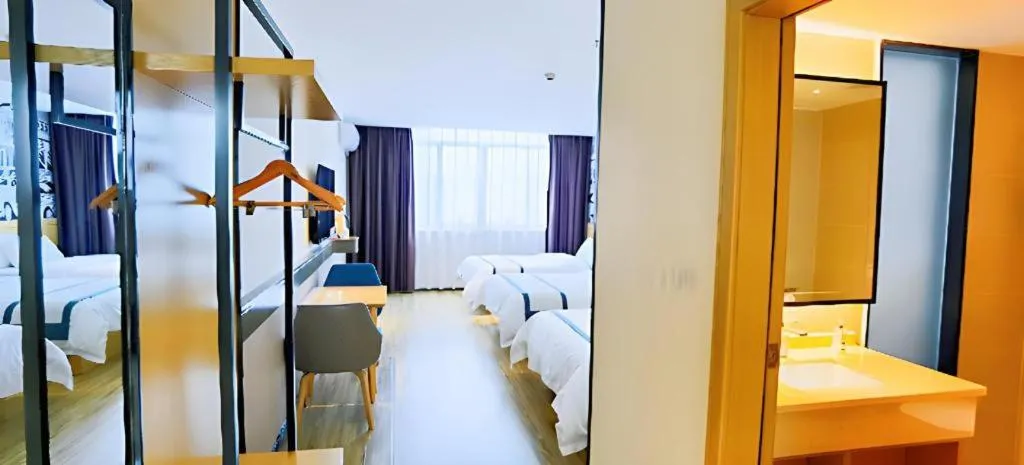 Bed in City Comfort Inn Hezhou Huangyao Ancient Town