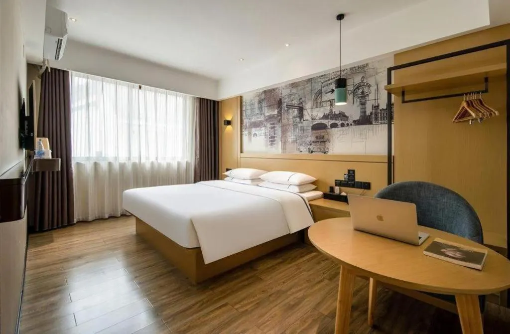 Bed in City Comfort Inn Hezhou Huangyao Ancient Town