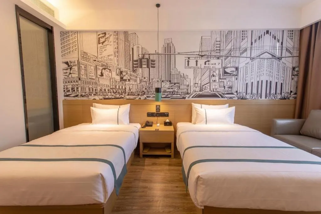 Bed in City Comfort Inn Jinzhou Bohai University Wanda Plaza