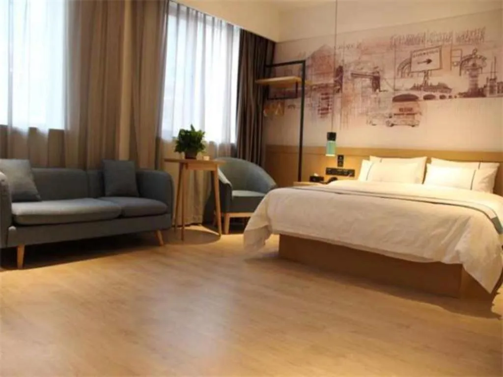 Bed in City Comfort Inn Jinzhou Bohai University Wanda Plaza