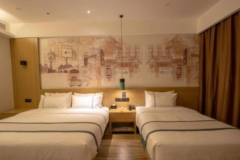 Bed in City Comfort Inn Jinzhou Bohai University Wanda Plaza