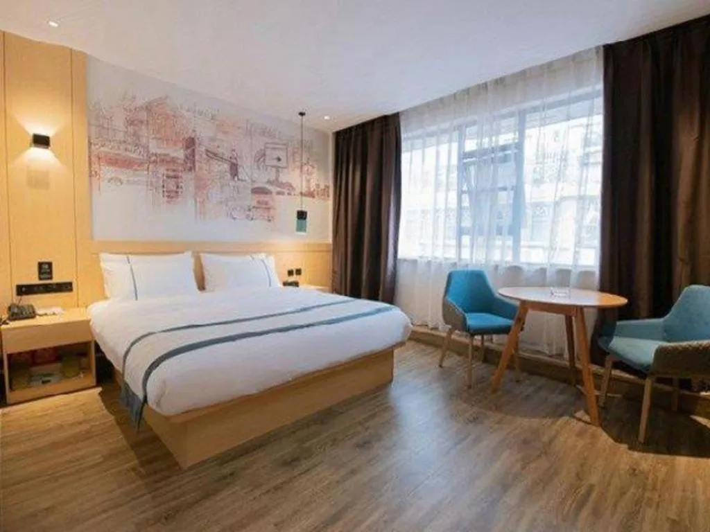 Bed in City Comfort Inn Jinzhou Bohai University Wanda Plaza