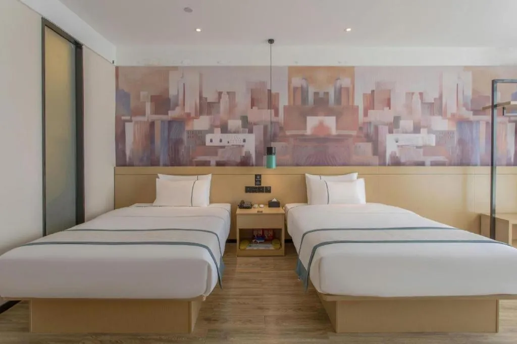 Bed in City Comfort Inn Jinzhou Bohai University Wanda Plaza