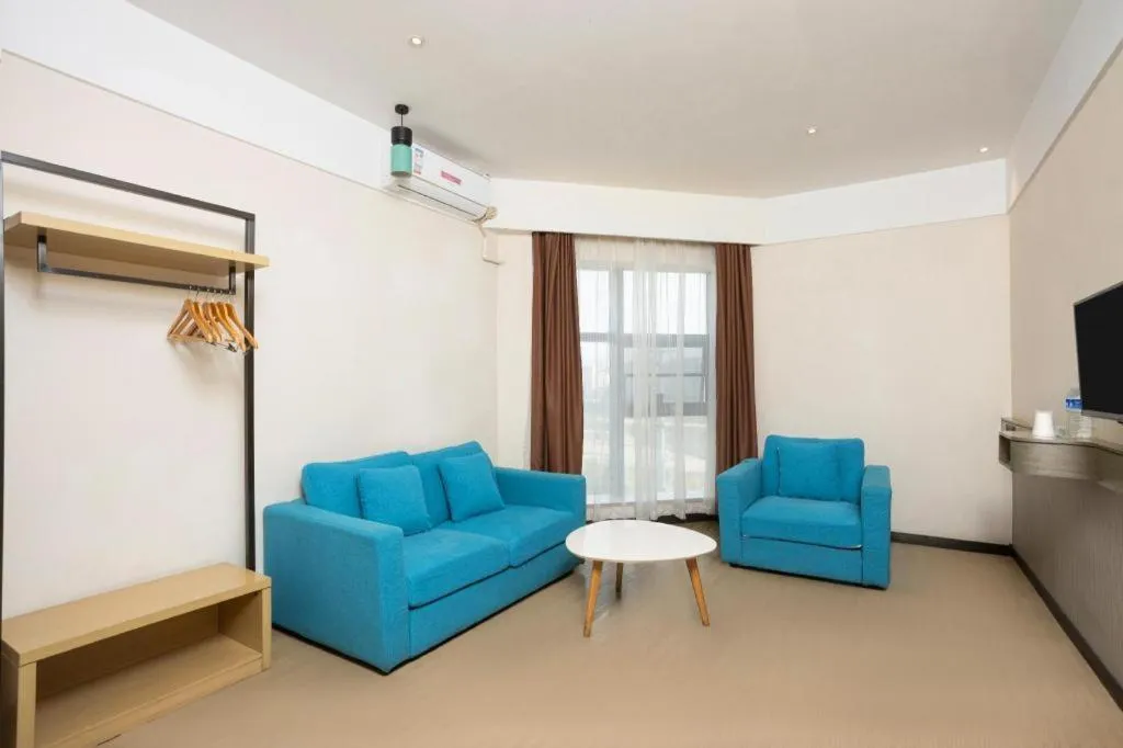 City Comfort Inn Huanggang Luotian Yishui Waitan