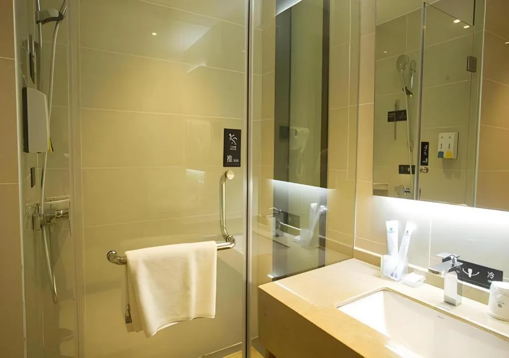 City Comfort Inn Huanggang Luotian Yishui Waitan