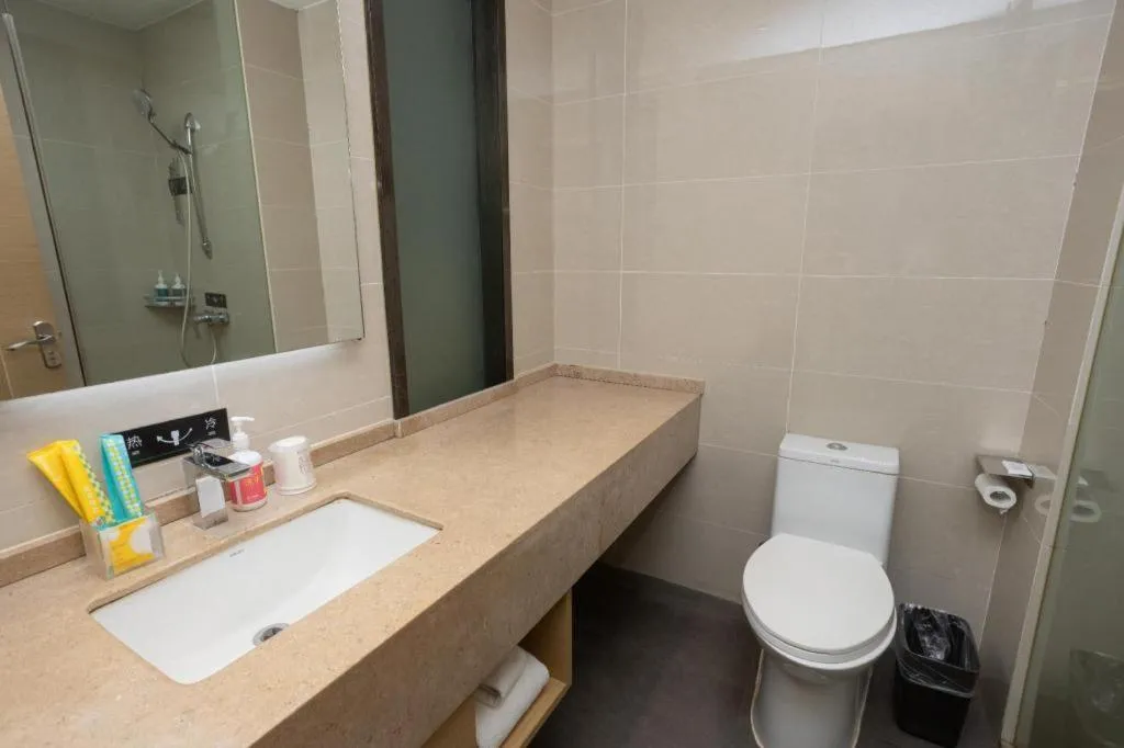 City Comfort Inn Huanggang Luotian Yishui Waitan