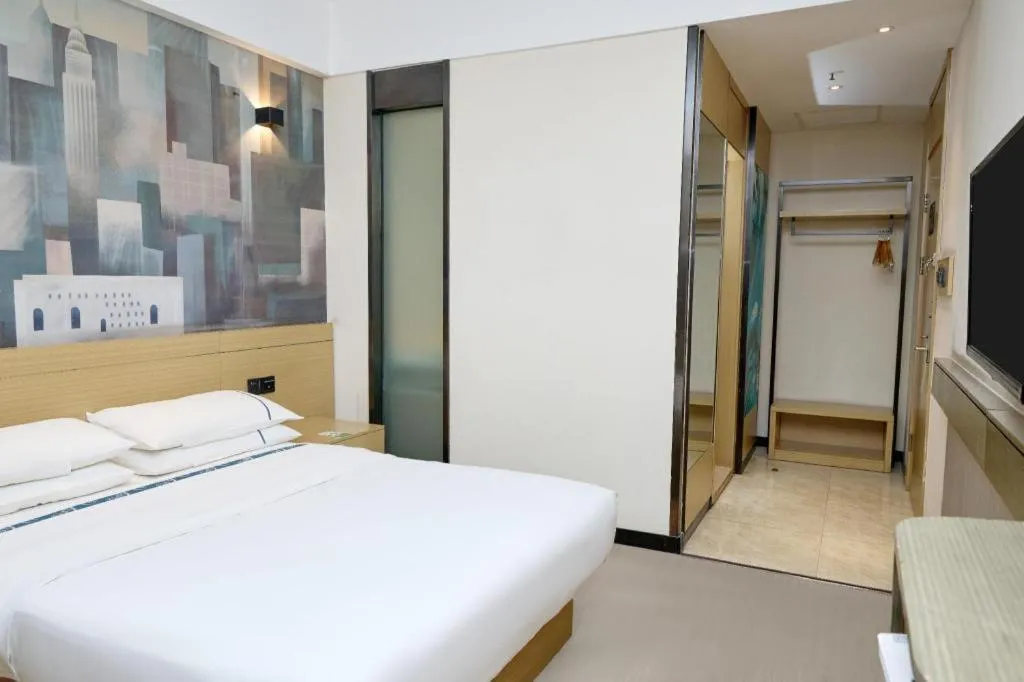 Bed in City Comfort Inn Huanggang Luotian Yishui Waitan