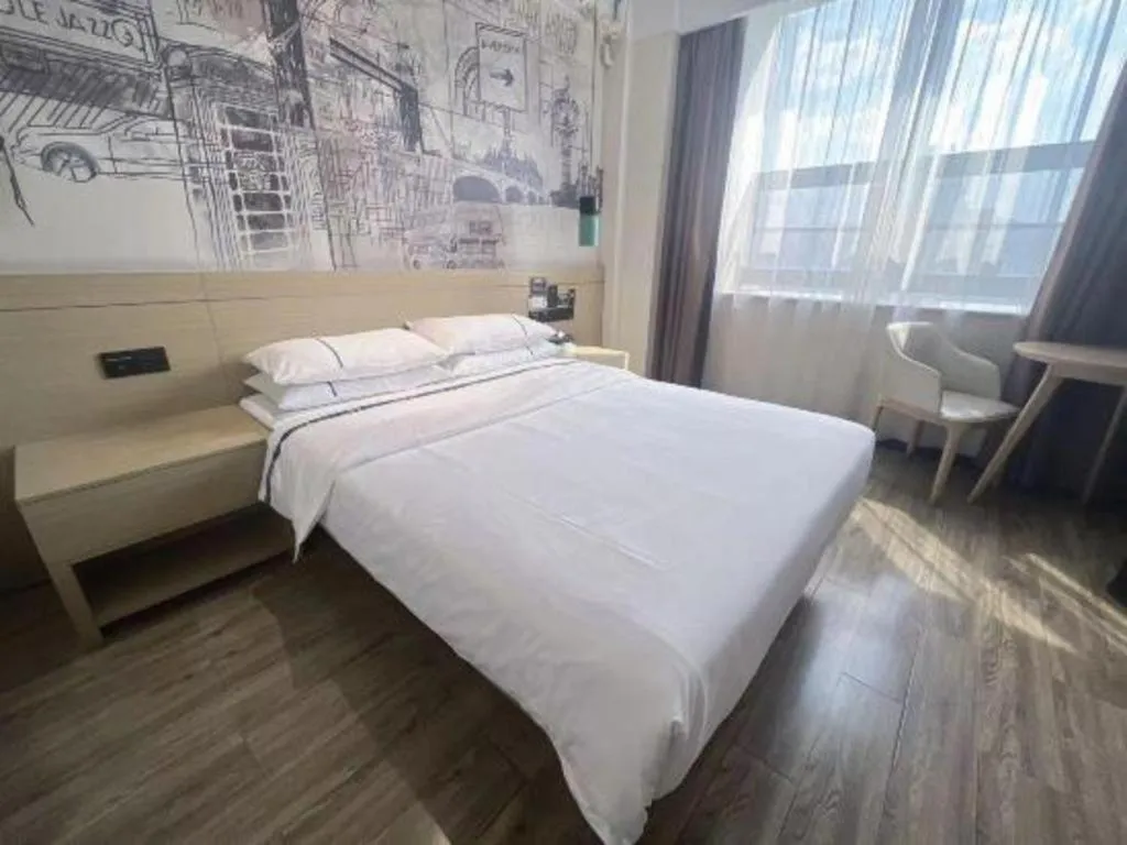 Bed in City Comfort Inn Huanggang Luotian Yishui Waitan