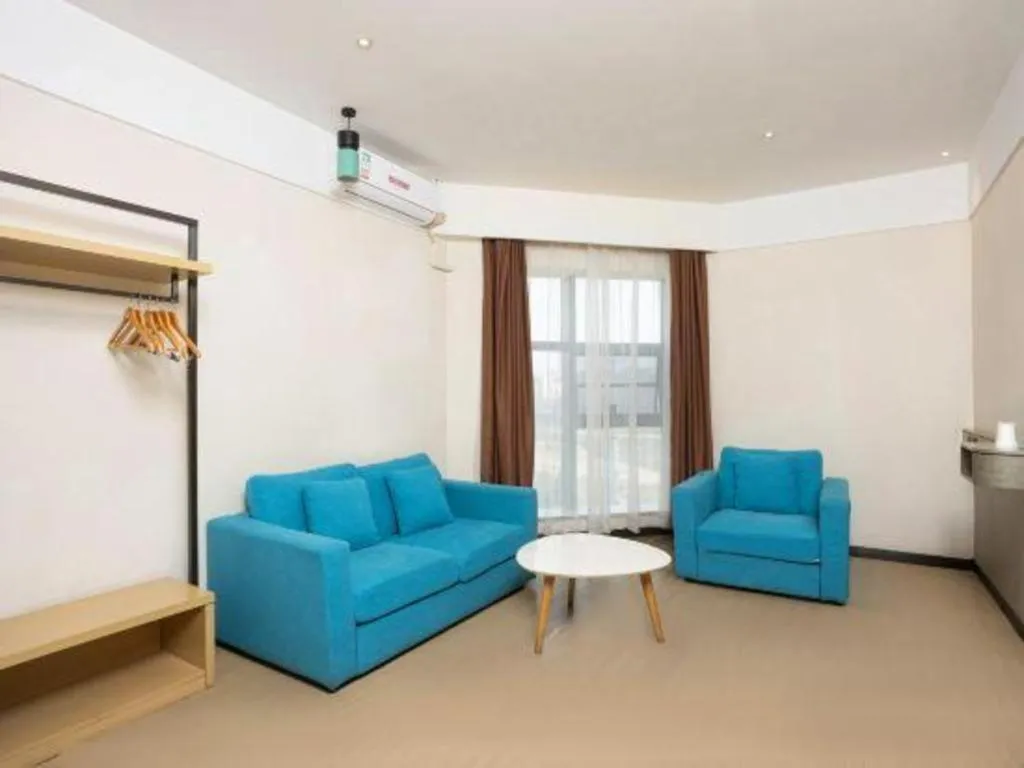 City Comfort Inn Huanggang Luotian Yishui Waitan