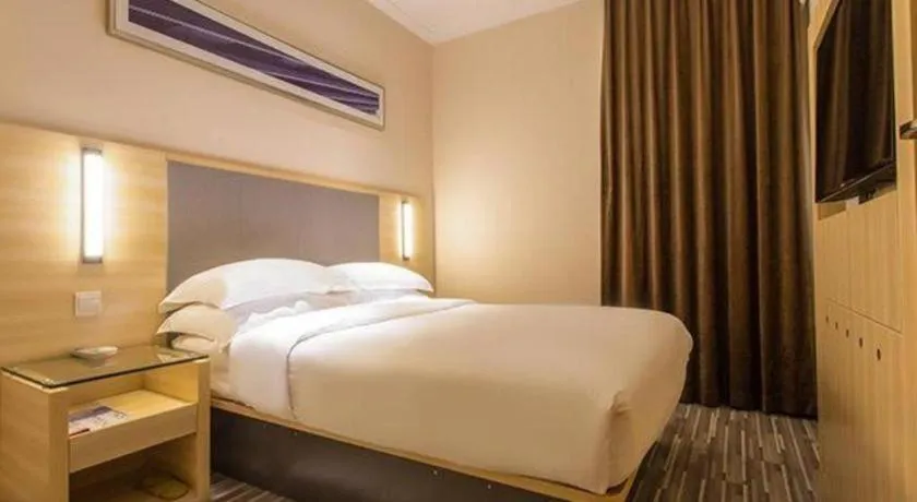 Bed in City Comfort Inn Nanning East Railway Station