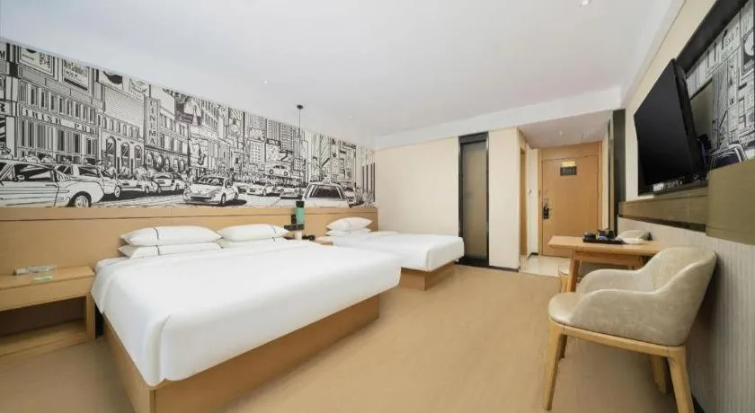 Bed in City Comfort Inn Liuzhou Chengzhong Wanda Haiguan