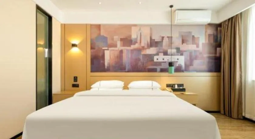 Bed in City Comfort Inn Guigang Hecheng Wanda Plaza