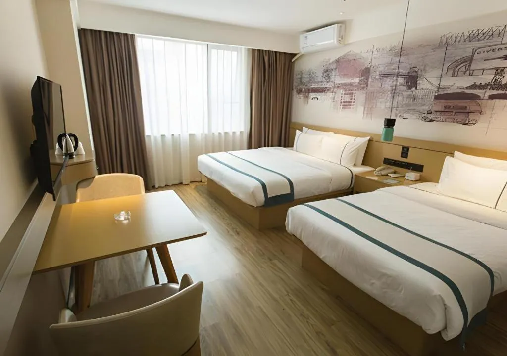 Bed in City Comfort Inn Guigang Hecheng Wanda Plaza