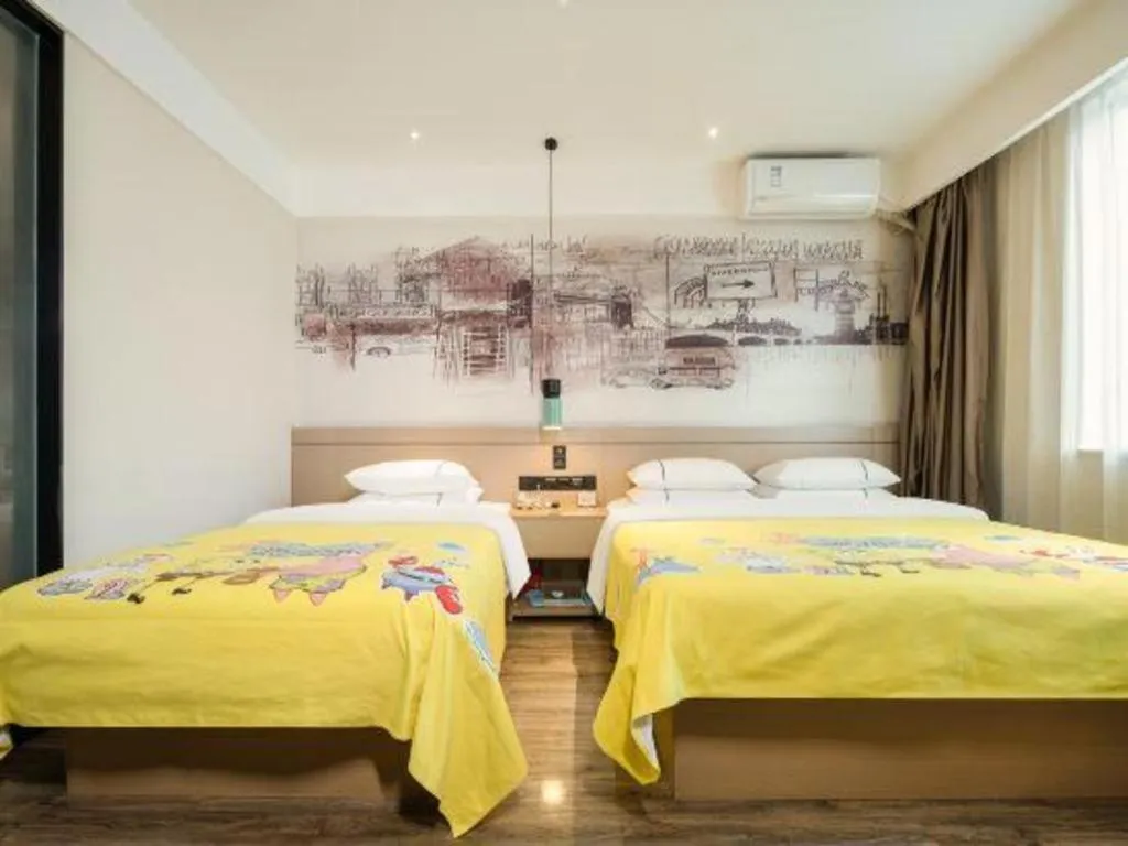 Bed in City Comfort Inn Guigang Hecheng Wanda Plaza