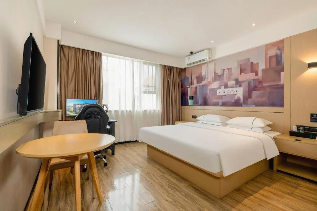 Bed in City Comfort Inn Guigang Hecheng Wanda Plaza
