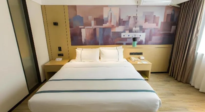 Bed in City Comfort Inn Guigang Hecheng Wanda Plaza