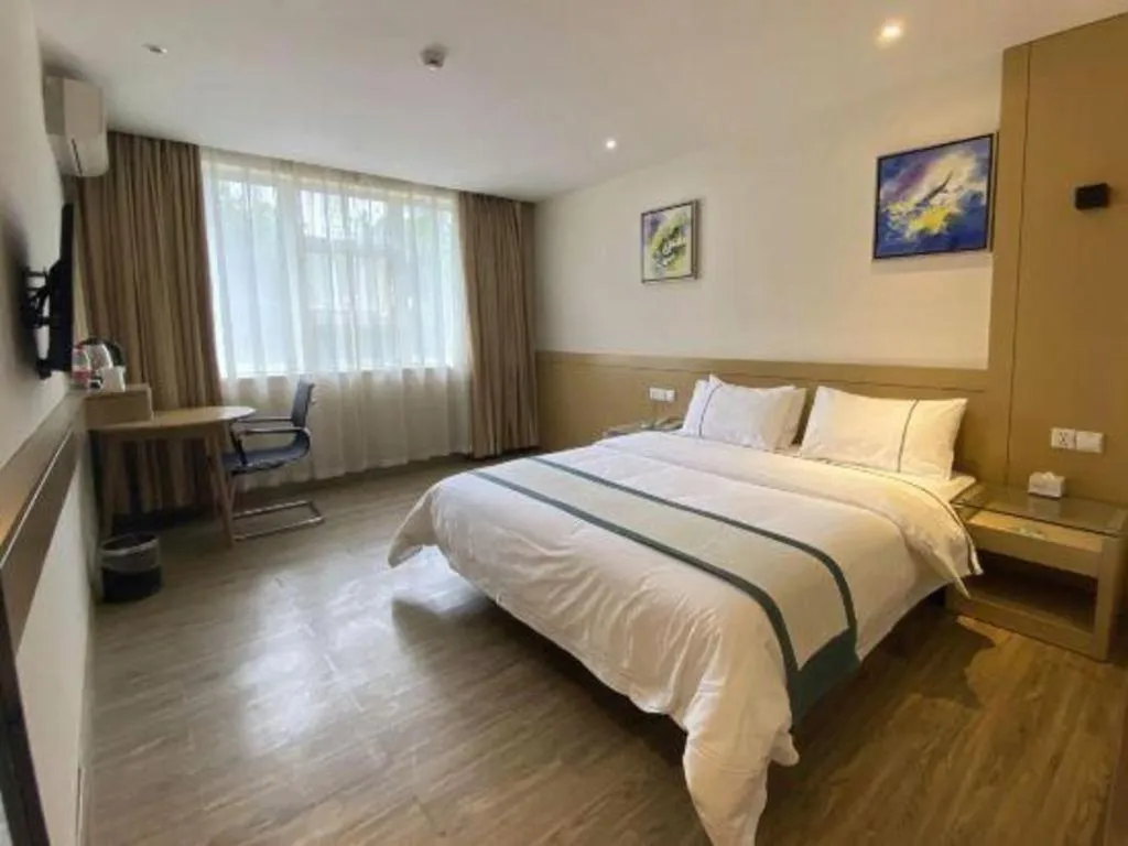 Bed in City Comfort Inn Liuzhou Baisha Bus Station Shengli Barbecue City