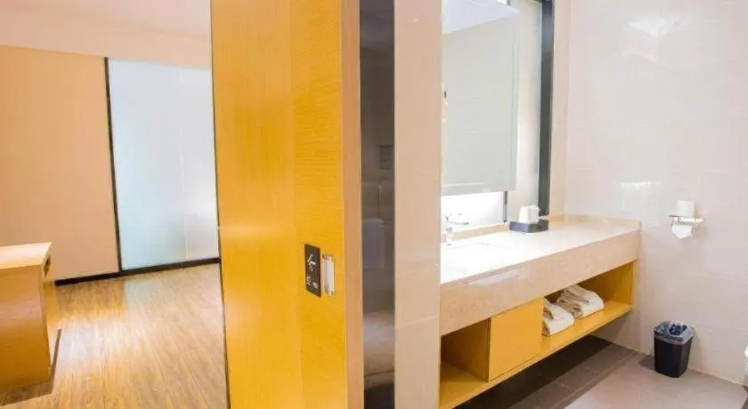 Bed in City Comfort Inn Guilin City Hall