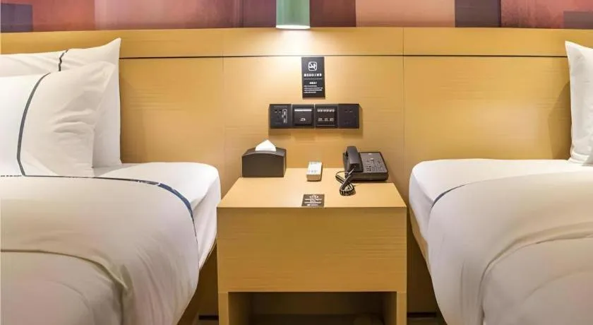 Bed in City Comfort Inn Guilin City Hall