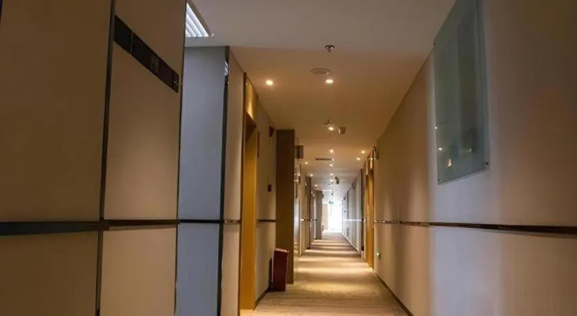 City Comfort Inn Liupanshui Sports Center