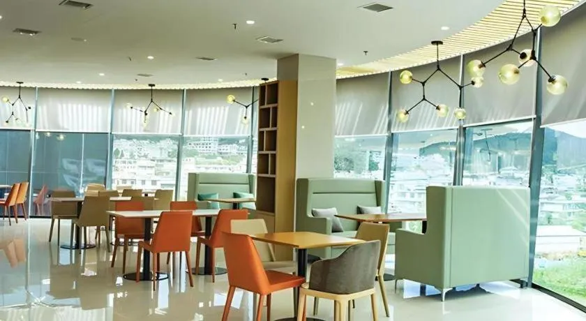 City Comfort Inn Liupanshui Sports Center