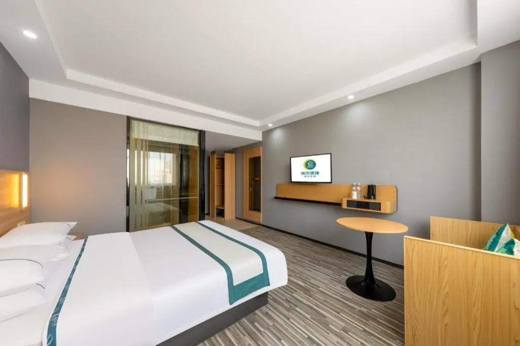 Bed in City Comfort Inn Huizhou Danshui High-speed Railway Huiyang Station