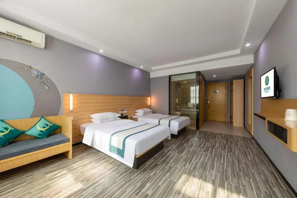 Bed in City Comfort Inn Huizhou Danshui High-speed Railway Huiyang Station