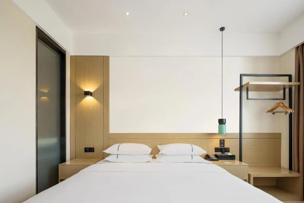 Bed in City Comfort Inn Zhoukou City Chuanhui District Huanghe Road