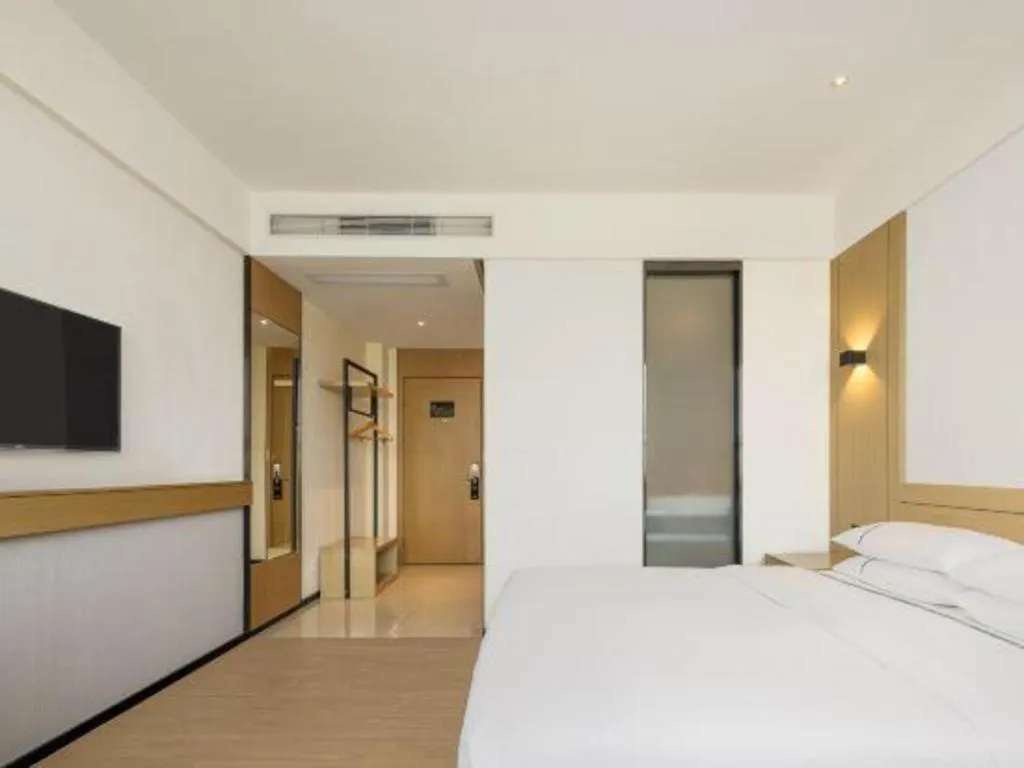 Bed in City Comfort Inn Zhoukou City Chuanhui District Huanghe Road