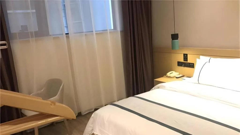 Bed in City Comfort Inn Zhoukou City Chuanhui District Huanghe Road