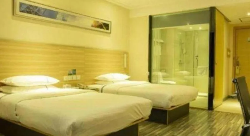 Bed in City Comfort Inn Tianmen East Lake Wanda Plaza