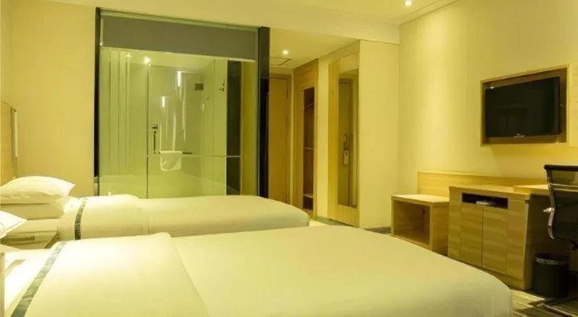 Bed in City Comfort Inn Tianmen East Lake Wanda Plaza