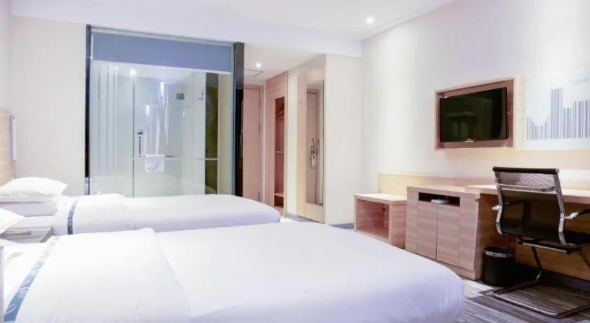 Bed in City Comfort Inn Tianmen East Lake Wanda Plaza