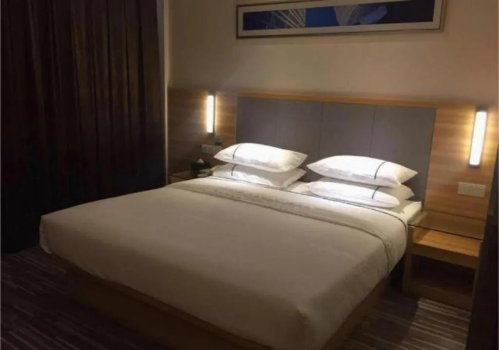 Bed in City Comfort Inn Hu'nan University Of Chinese Medicine