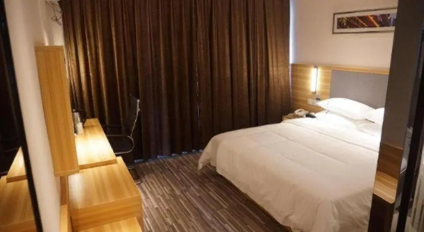 Bed in City Comfort Inn Hu'nan University Of Chinese Medicine