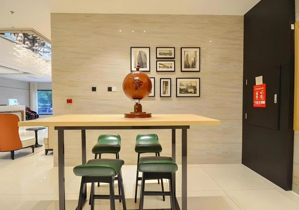 City Comfort Inn Jingzhou Greenland Overseas Beach Wuyue Plaza