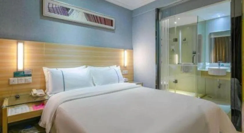 Bed in City Comfort Inn Zhongshan Xiaolan Xinduhui Gymnasium