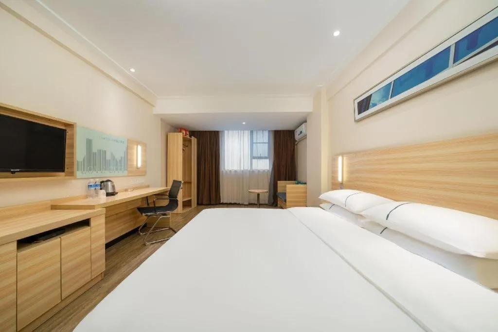 Bed in City Comfort Inn Nanning Police Academy Xianhu Food Street