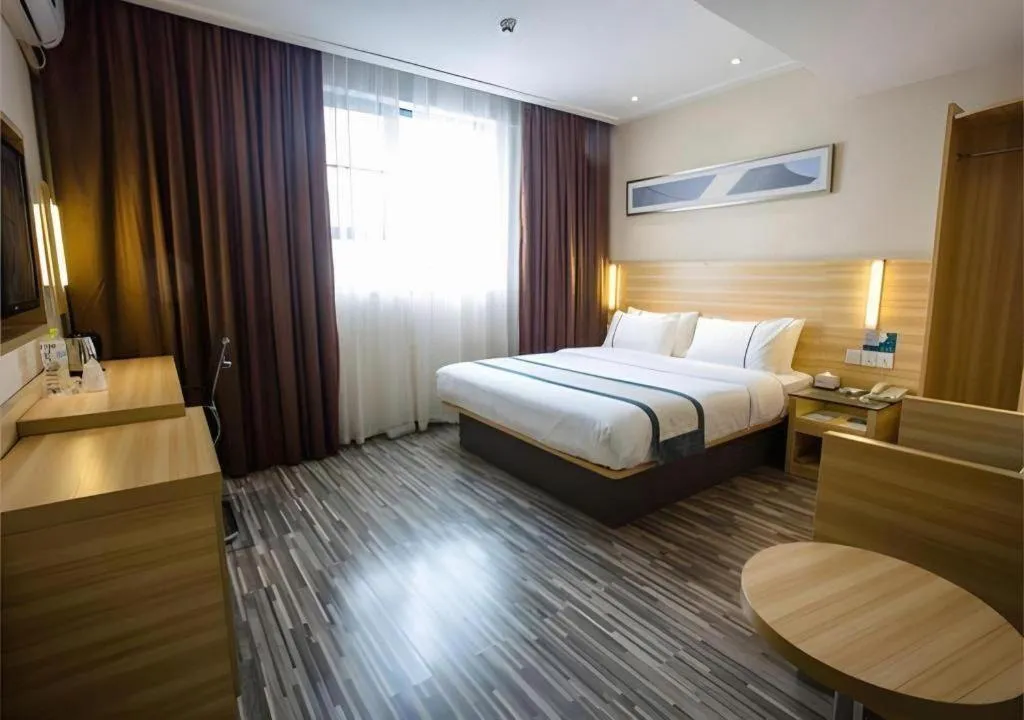 Bed in City Comfort Inn Nanning Police Academy Xianhu Food Street