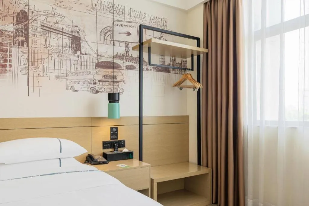 Bed in City Comfort Inn Foshan Gaoming Huaying Square