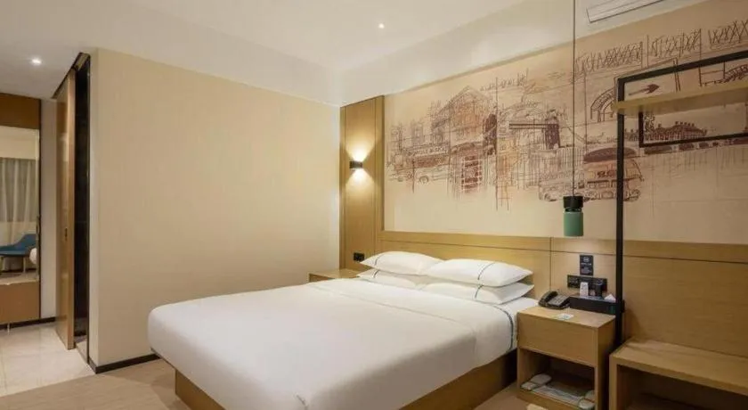 Bed in City Comfort Inn Foshan Gaoming Huaying Square